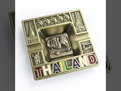 Un elegante llavero portátil de 118 mm un cenicero de metal hecho de materiales reciclados