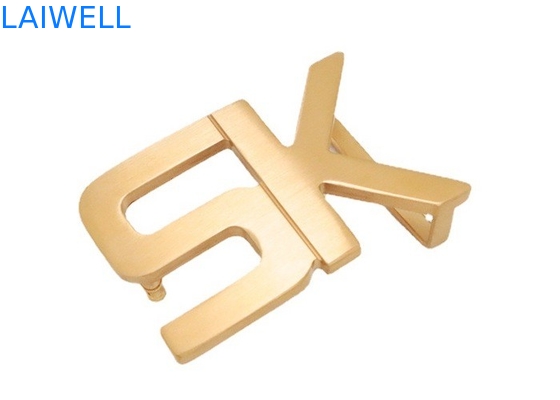 Hebillas del cinturón lisas de acero inoxidables del metal de la letra de 35M M del peso ligero de encargo del estilo para las correas