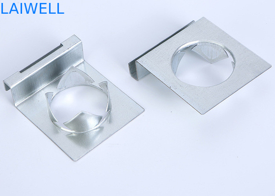 Procesamiento de embalaje de metal personalizado caja de madera accesorios de hardware gancho de soporte placa de acero galvanizado