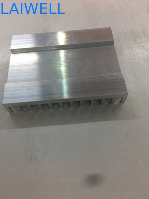 Radiador de aluminio electrónico de sellado de aluminio de extrudado de la PC de las piezas de Oxdizing 6063