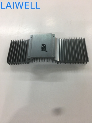 El extrudado negro de anodización selló las piezas de aluminio tornea hacer juego el refrigerador de la CPU del metal