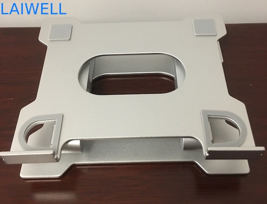 Tenedor plegable de aluminio de plata de enfriamiento de anodización de la tableta del soporte del ordenador portátil de 3.0m m