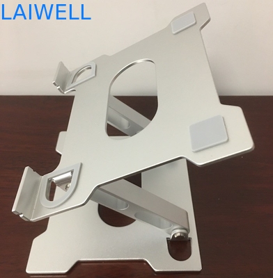 Tenedor plegable de aluminio de plata de enfriamiento de anodización de la tableta del soporte del ordenador portátil de 3.0m m