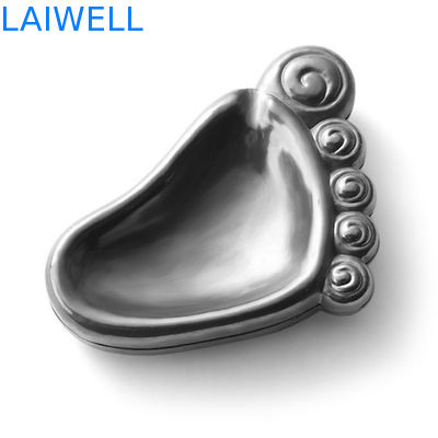Cenicero de bolsillo vintage de aleación de zinc fundido a presión con proceso de galvanoplastia gris plateado creativo y práctico de moda 6.5*9cm