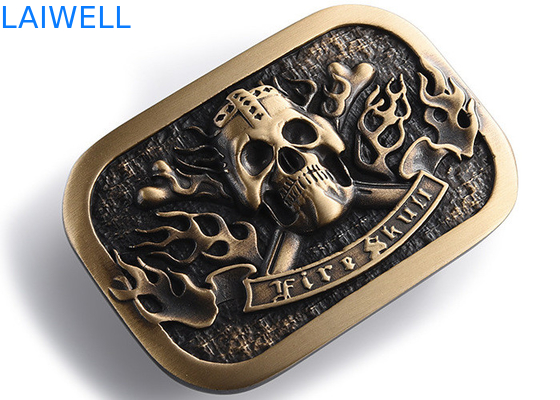 El metal del diseño de la forma del cráneo a presión la hebilla del cinturón de cobre amarillo de la aleación del cinc de la fundición que platea