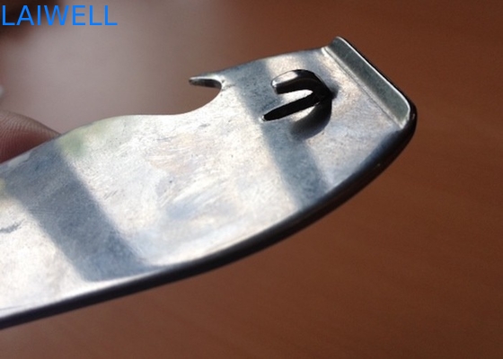Estampado de metal CNC 140 * 29MM Prensa de perforación personalizada Estampado de arena de plata Estampado de metal de hierro de pintura de latas de apertura para el mercado mundial