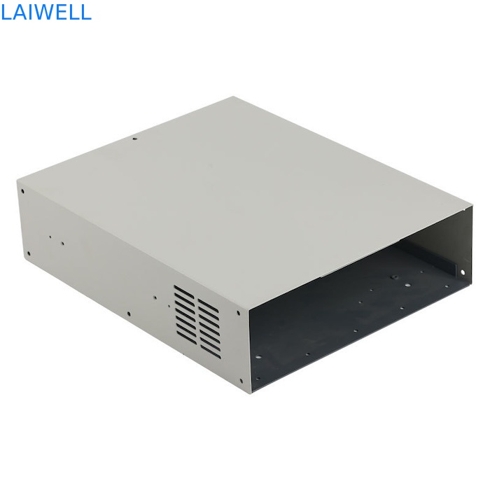 Chasis de procesamiento de chapa de acero laminado en caliente personalizado con una tolerancia de ±0.1 mm. Resultados garantizados