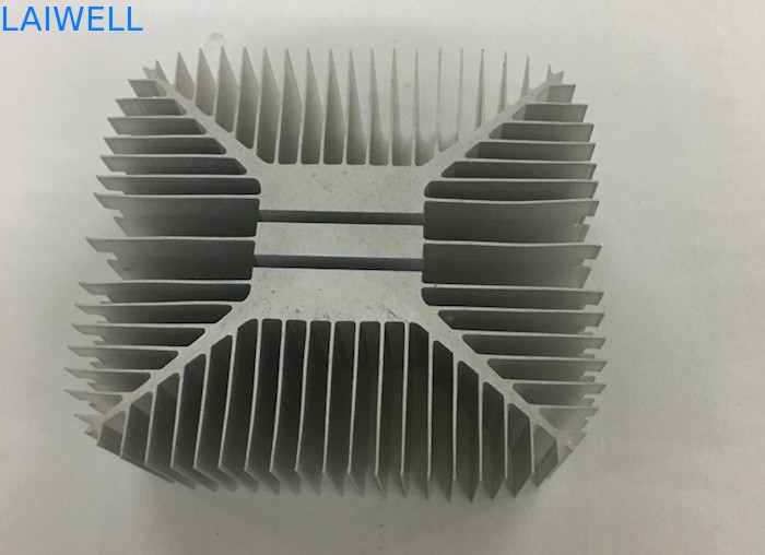 Radiador de disipación de calor de aluminio de estampado de metal CNC personalizado para refrigerador de computadoras suministro directo en DongGuan
