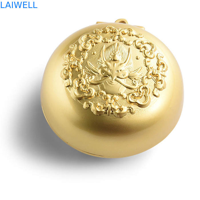 El cenicero de lujo del bolsillo del metal del diámetro 40m m de la galjanoplastia del color oro modificó para requisitos particulares
