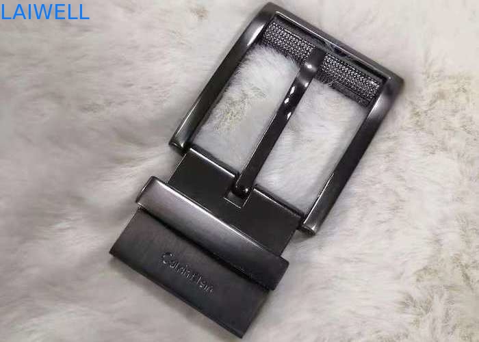 Color electrónico del negro de la hebilla del cinturón de la aleación del cinc de 34M M que platea con los tornillos